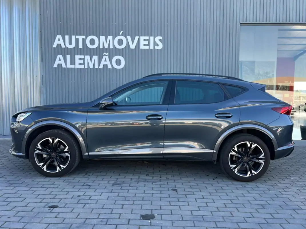 Cupra Formentor 2023 - 29950 EUR, 27161 km - 27161km - foto 4 de 23