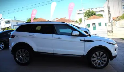 Land Rover Range Rover Evoque 2013 - 18990 EUR, 209500 km - AUTO.MOTO.pt - 209500km - foto 5 de 50