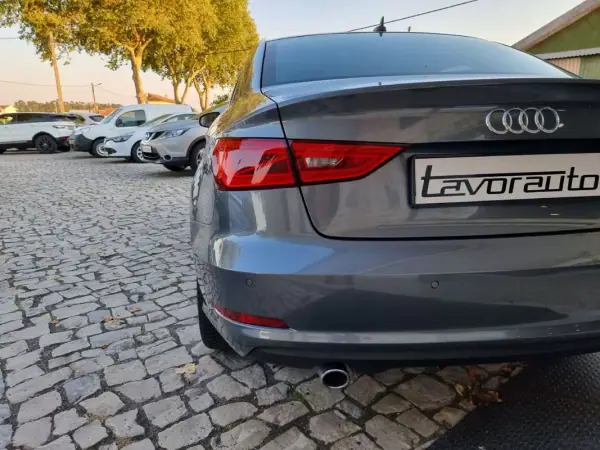 Audi A3 Limousine 2016 - 18900 EUR, 116000 km - AUTO.MOTO.pt - 116000km - foto 27 de 45