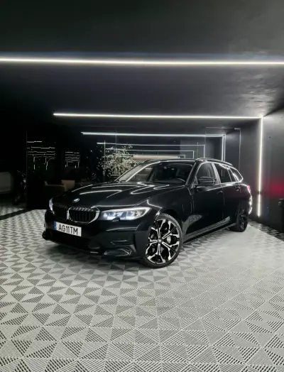 BMW 330 2021 - 127083km