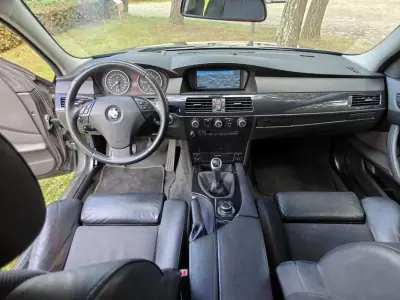 BMW 520 2008 - 7990 EUR, 268000 km - AUTO.MOTO.pt - 268000km - foto 22 de 42