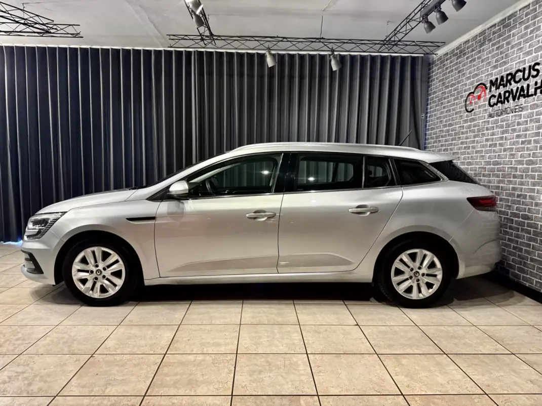 Renault Mégane Sport Tourer 2020 - 12990 EUR, 105000 km - 105000km - foto 4 de 15