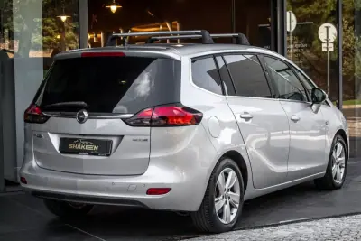 Opel Zafira 2015 - 10750 EUR, 132405 km - AUTO.MOTO.pt - 132405km - foto 5 de 32