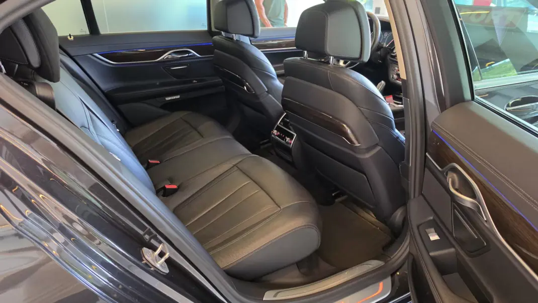 BMW 730 2016 - 29900 EUR, 188987 km - AUTO.MOTO.pt - 188987km - foto 57 de 69