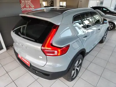Volvo XC 40 2023 - 37650 EUR, 24400 km - AUTO.MOTO.pt - 24400km - foto 12 de 36