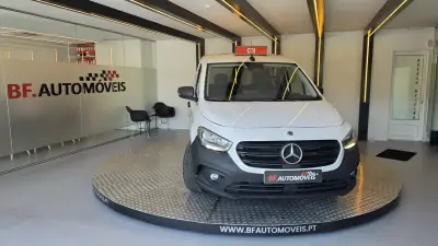 Mercedes-Benz Citan 2025 - 24950 EUR, 10603 km - AUTO.MOTO.pt - 10603km - foto 10 de 50