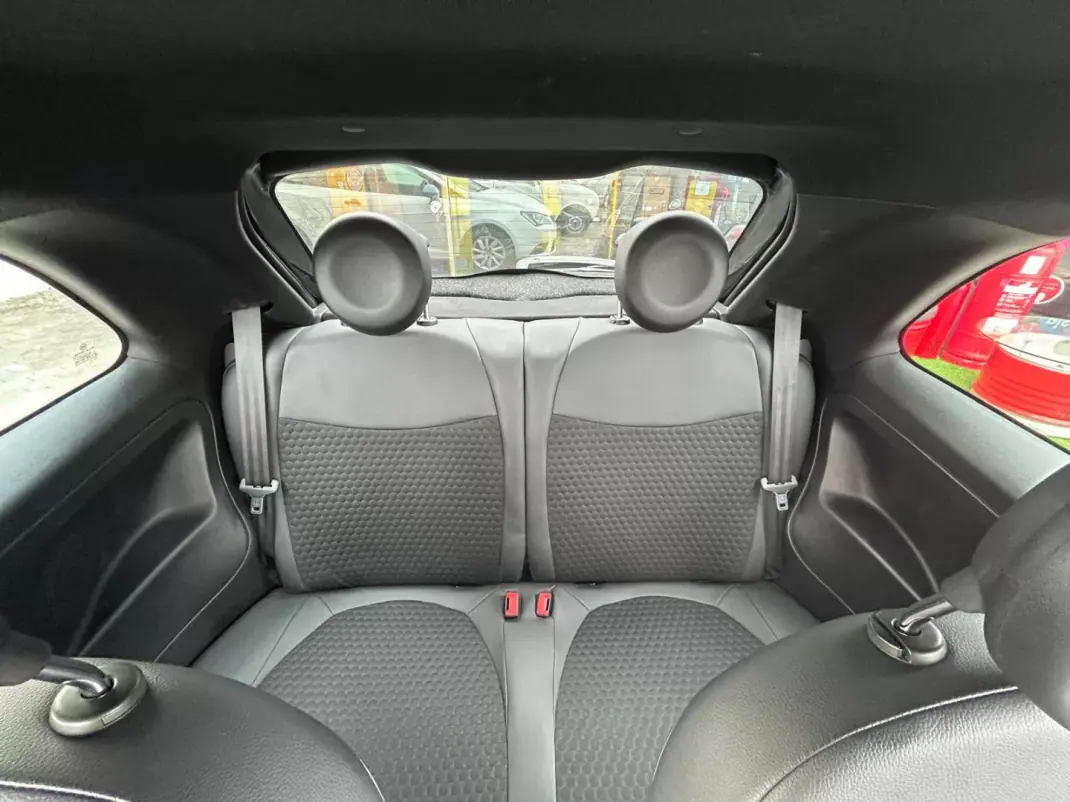 Fiat 500 2016 - 9200 EUR, 148546 km - AUTO.MOTO.pt - 148546km - foto 15 de 17