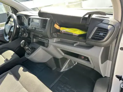Peugeot Expert 2018 - 14900 EUR, 170000 km - 170000km - foto 43 de 45