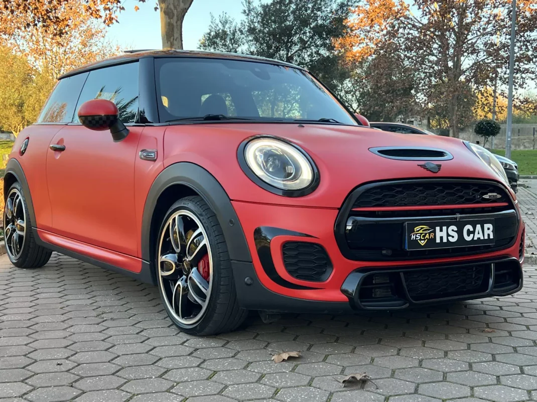 MINI John Cooper Works 2017 - 24965 EUR, 126000 km - AUTO.MOTO.pt - 126000km - foto 4 de 61