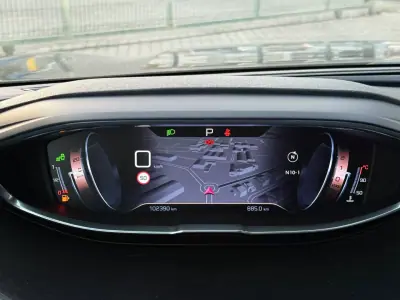 Peugeot 3008 2019 - 24900 EUR, 82000 km - AUTO.MOTO.pt - 82000km - foto 10 de 24