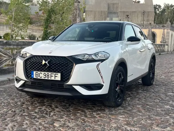 DS DS3 Crossback E-TENSE PERFORMANCE LINE + 2023 Elétrico — 58 180 km DS DS3 Crossback 2023