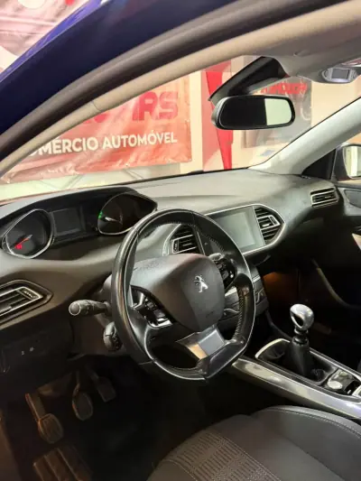 Peugeot 308 SW 2018 - 10900 EUR, 107000 km - foto 6 de 8
