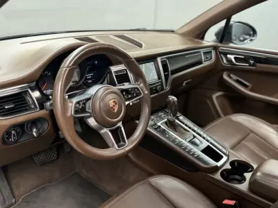 Porsche Macan 2015 - 34990 EUR, 200000 km - 200000km - foto 11 de 19