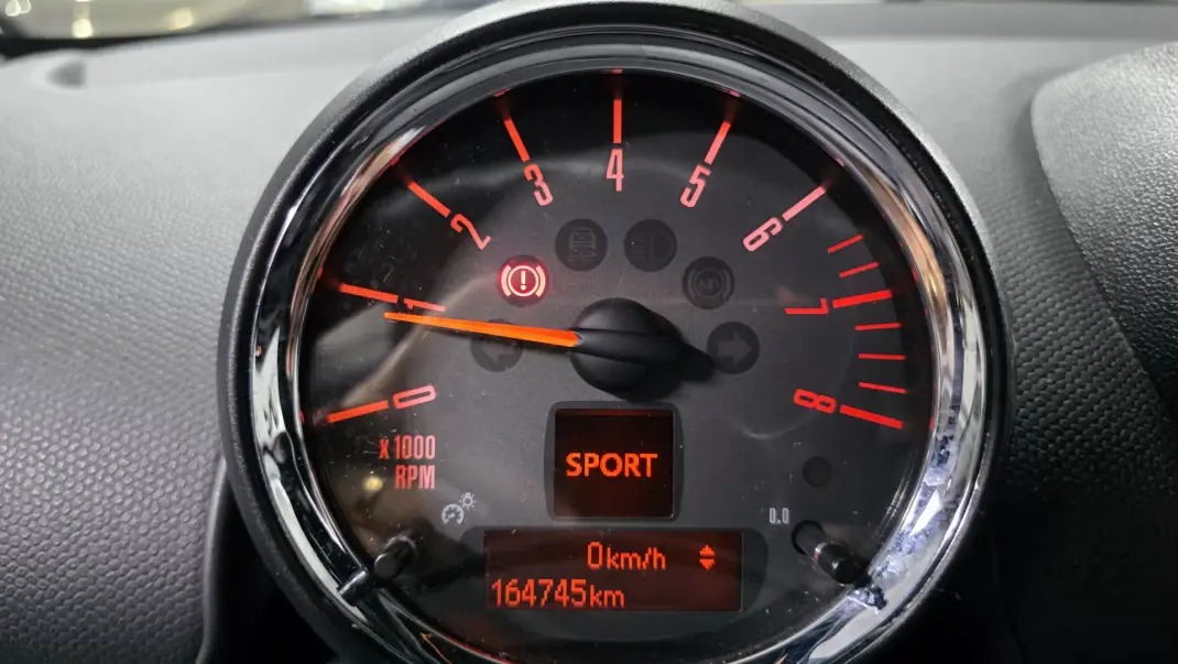 MINI Countryman 2014 - 11990 EUR, 164000 km - 164000km - foto 13 de 45