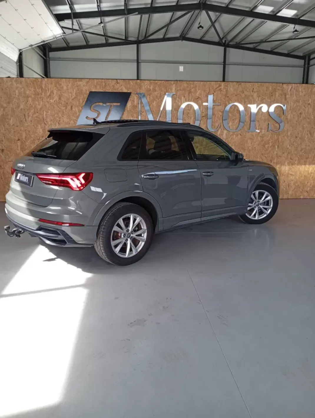 Audi Q3 Sportback 2020 - 35900 EUR, 129341 km - AUTO.MOTO.pt - 129341km - foto 7 de 23