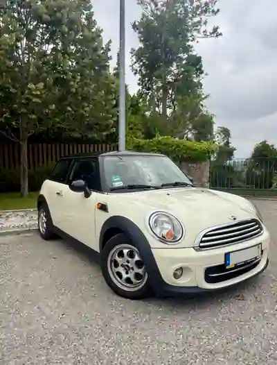MINI Cooper 2013 - 250000km