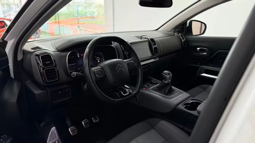 Citroën C5 Aircross 2020 - 19990 EUR, 55490 km - AUTO.MOTO.pt - 55490km - foto 12 de 32