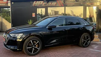 Audi e-tron 2019 - 27990 EUR, 99000 km - AUTO.MOTO.pt - 99000km - foto 32 de 33