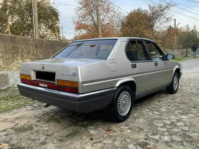 Alfa Romeo 90 1988 - 18900 EUR, 27700 km - AUTO.MOTO.pt - 27700km - foto 4 de 60