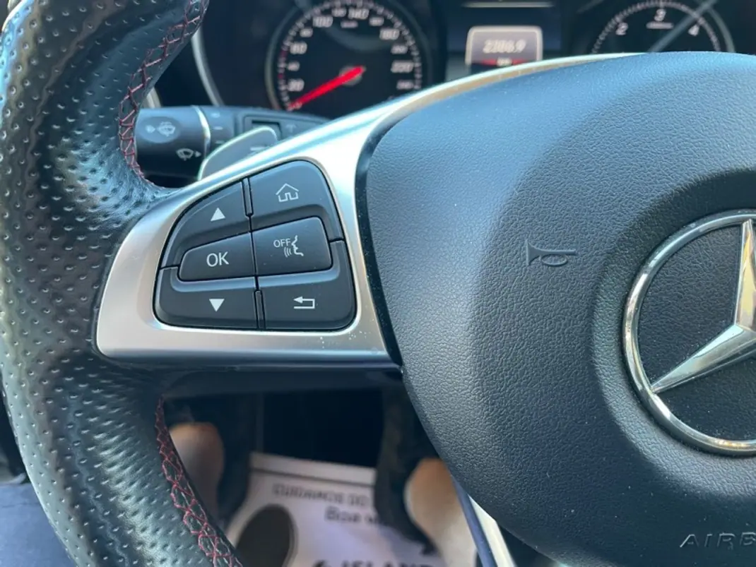 Mercedes-Benz C 220 2015 - 25999 EUR, 151000 km - AUTO.MOTO.pt - 151000km - foto 23 de 56