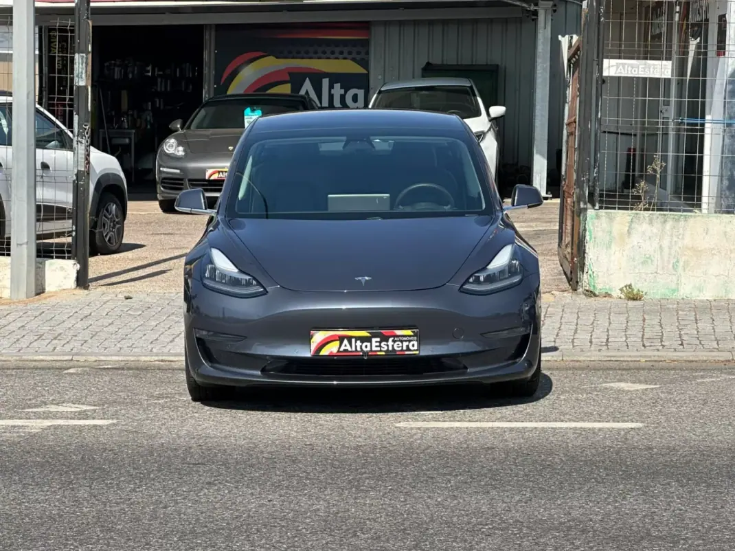 Tesla Model 3 2020 - 33900 EUR, 48971 km - 48971km - foto 13 de 31
