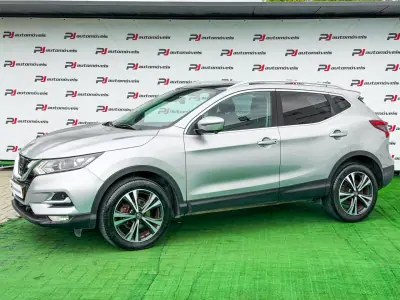 Nissan Qashqai 2018 - 17990 EUR, 95880 km - AUTO.MOTO.pt - 95880km - foto 2 de 27