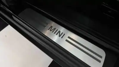 MINI Countryman 2011 - 12000 EUR, 195672 km - AUTO.MOTO.pt - 195672km - foto 31 de 34