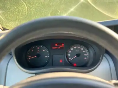 Opel VIVARO 2.0D c/FRIO DE CONSERVAÇÃO 2014 - 10990 EUR, 322000 km - AUTO.MOTO.pt - 322000km - foto 14 de 21