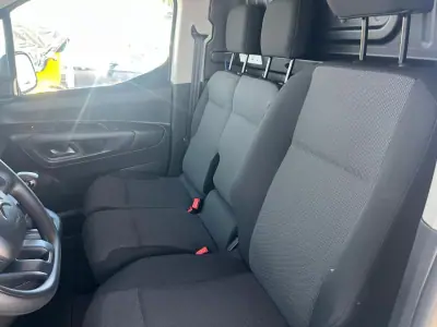 Citroën Berlingo 2023 - 15500 EUR, 24350 km - AUTO.MOTO.pt - 24350km - foto 9 de 9