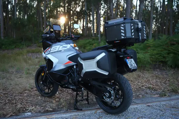 KTM 1290 Super Adventure 2023 - 17990 EUR, 32000 km - AUTO.MOTO.pt - 32000km - foto 21 de 46