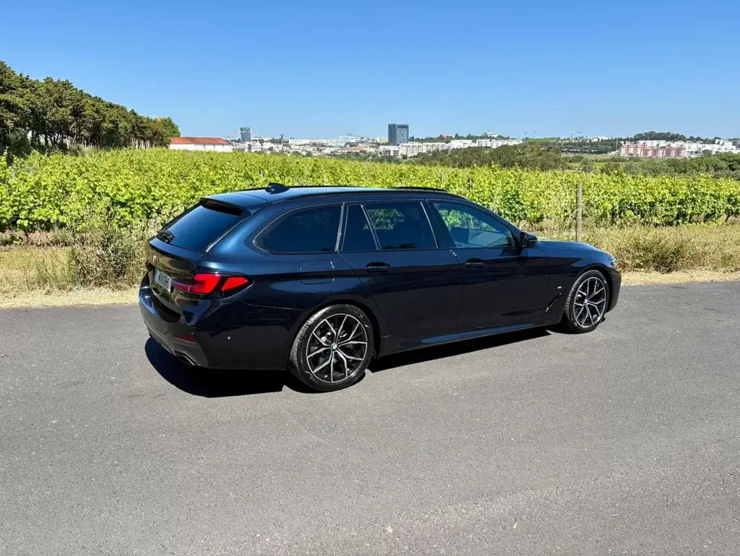 BMW 520 2022 - 37500 EUR, 99506 km - AUTO.MOTO.pt - 99506km - foto 5 de 32