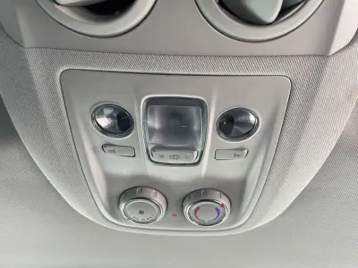 Citroën Jumpy 2022 - 28950 EUR, 64650 km - AUTO.MOTO.pt - 64650km - foto 21 de 23