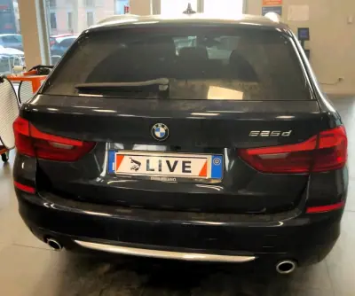 BMW 525 2018 - 29999 EUR, 130000 km - AUTO.MOTO.pt - 130000km - foto 5 de 5