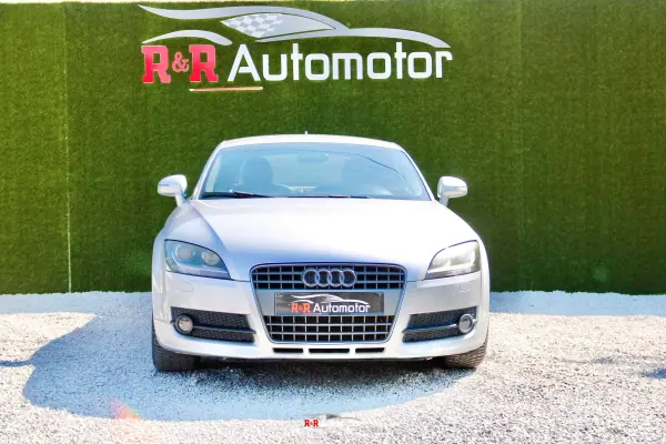 Audi TT Coupé 2006 - 17400 EUR, 74000 km - AUTO.MOTO.pt - 74000km - foto 4 de 24