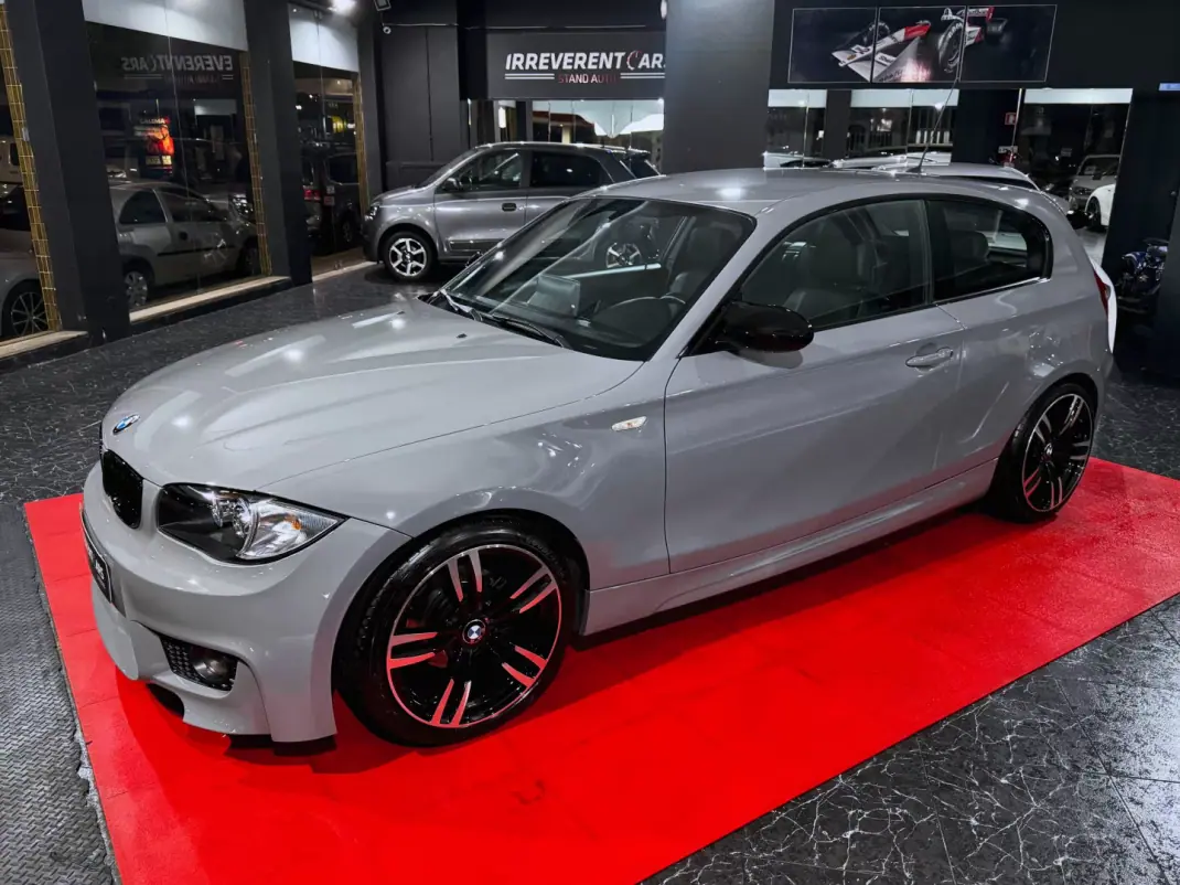 BMW 118 2009 - 14490 EUR, 173232 km - AUTO.MOTO.pt - 173232km - foto 1 de 23