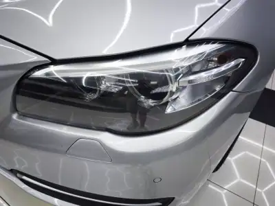 BMW 520 2015 - 19950 EUR, 244033 km - AUTO.MOTO.pt - 244033km - foto 12 de 46