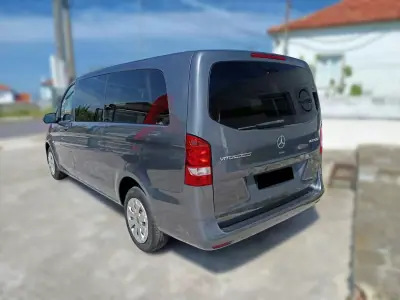Mercedes-Benz Vito Tourer 2018 - 20324 EUR, 210000 km - AUTO.MOTO.pt - 210000km - foto 4 de 9