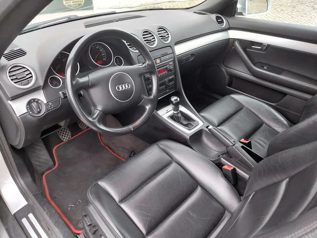Audi A4 Cabrio 2003 - 9900 EUR, 121000 km - 121000km - foto 8 de 14