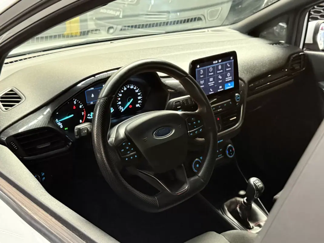 Ford Fiesta 2022 - 14990 EUR, 90159 km - AUTO.MOTO.pt - 90159km - foto 10 de 34