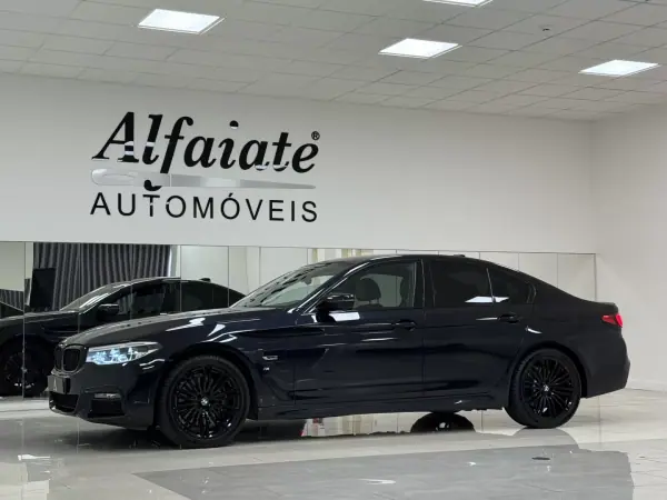 BMW 530 2020 - 31990 EUR, 120000 km - AUTO.MOTO.pt - 120000km - foto 17 de 65
