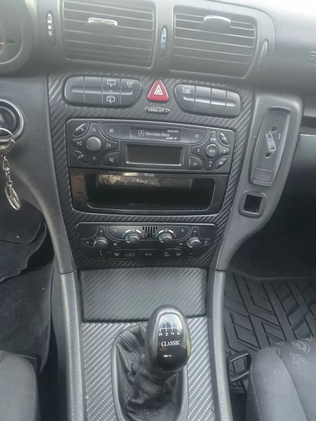 Mercedes-Benz C 220 2001 - 2750 EUR, 350000 km - 350000km - foto 8 de 16