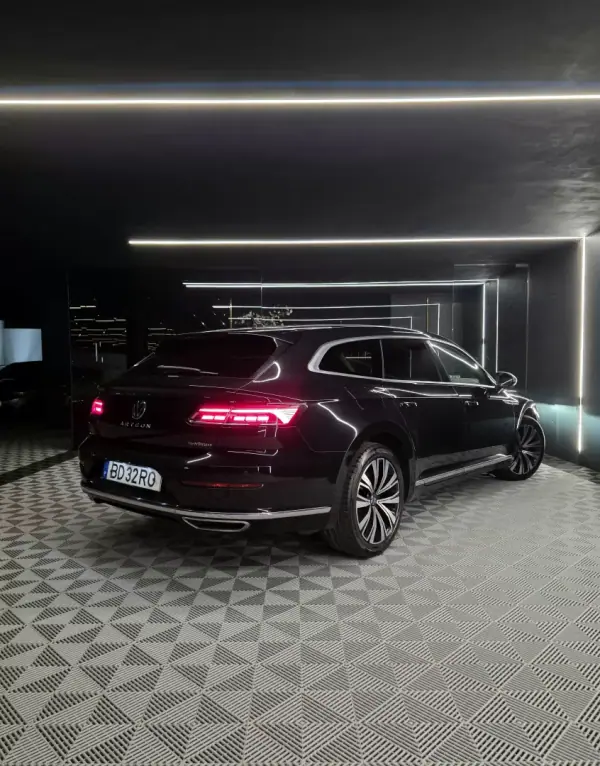Volkswagen Arteon Shooting Brake 1.4 TSI eHybrid Elegance 2023 Híbrido Plug-In