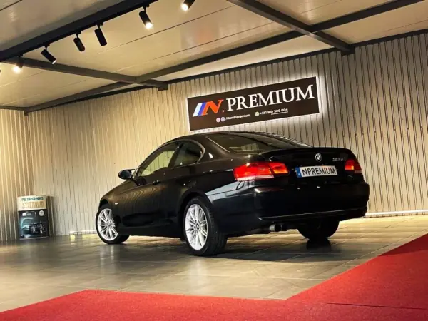 BMW 320 2007 - 13500 EUR, 221000 km - AUTO.MOTO.pt - 221000km - foto 3 de 33