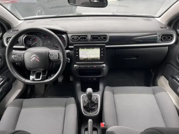 Citroën C3 2018 - 12300 EUR, 89000 km - AUTO.MOTO.pt - 89000km - foto 10 de 12