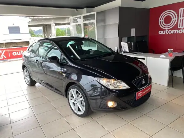 SEAT Ibiza 2011 - 7490 EUR, 134000 km - AUTO.MOTO.pt - 134000km - foto 21 de 34