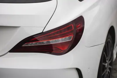 Mercedes-Benz CLA 200 2018 - 22900 EUR, 168433 km - AUTO.MOTO.pt - 168433km - foto 25 de 30