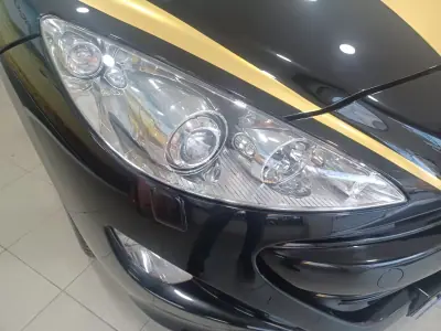 Peugeot RCZ 2010 - 13480 EUR, 102545 km - AUTO.MOTO.pt - 102545km - foto 27 de 37