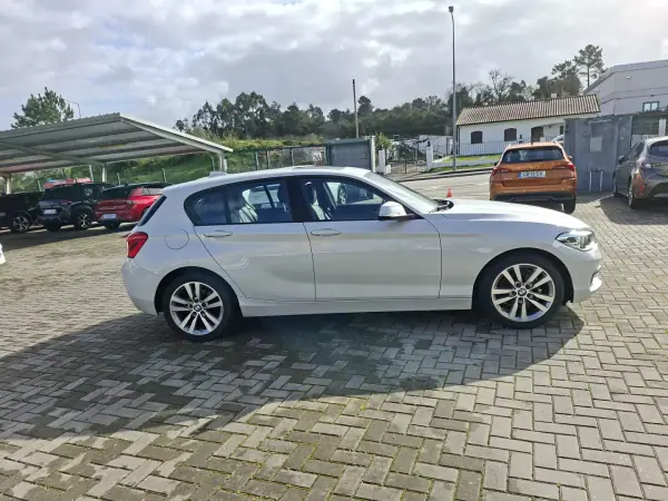 BMW 116 2015 - 17250 EUR, 100547 km - AUTO.MOTO.pt - 100547km - foto 5 de 33