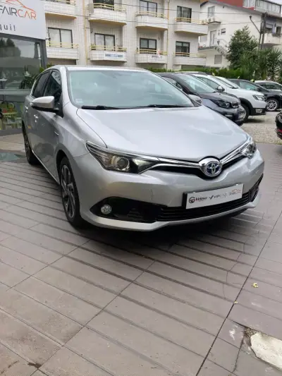 Toyota Auris 2016 - 16750 EUR, 90000 km - AUTO.MOTO.pt - 90000km - foto 7 de 21