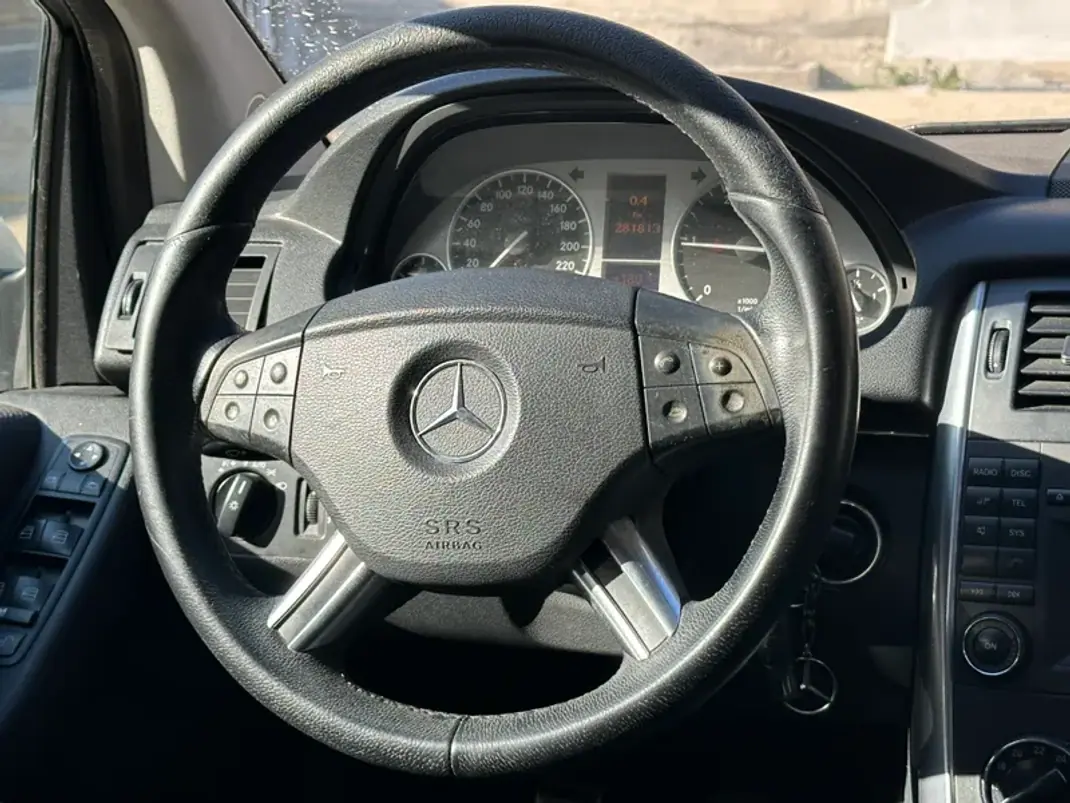 Mercedes-Benz B 200 2009 - 7500 EUR, 281813 km - 281813km - foto 11 de 19